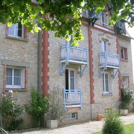 Appartements Villa Odette Bagnoles de l'Orne Normandie Exterior foto